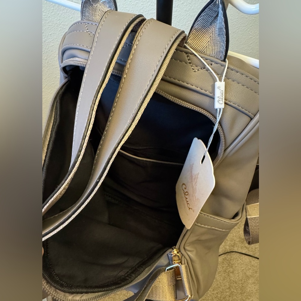 New Cluci Gray Leather Backpack - Picture 3 of 4